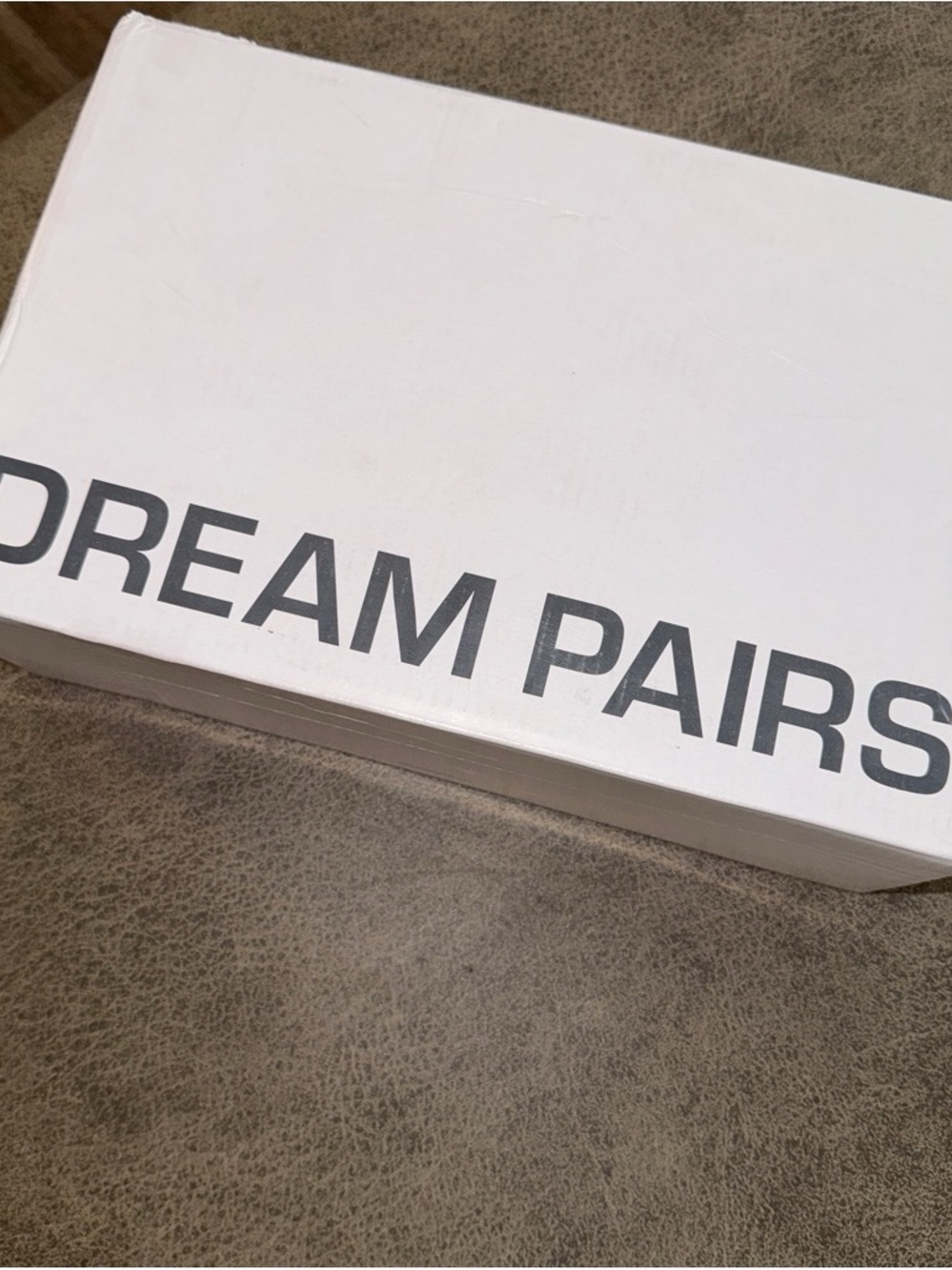 Dream Pairs Black Slip-On Shoes with Branded Dust Bag - Picture 6 of 6